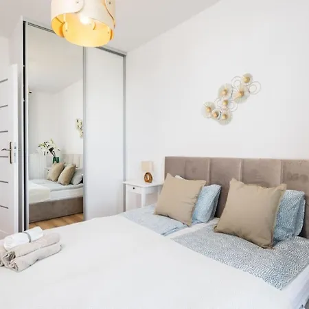 Citysphere Premium 3 Wiktoryn * Warschau